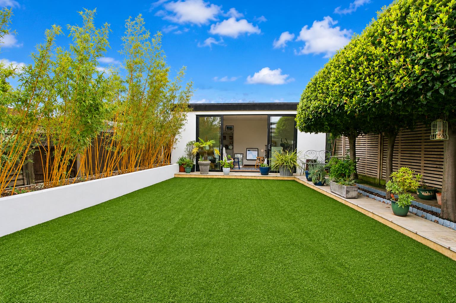 Gassiot Way, Sutton